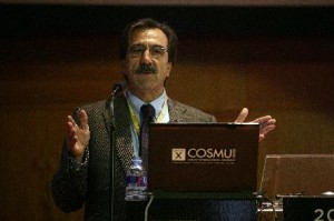 D. Emilio Ontiveros ha participado en todas las ediciones de COSMU, Congreso Internacional del Mueble y del Hábitat.